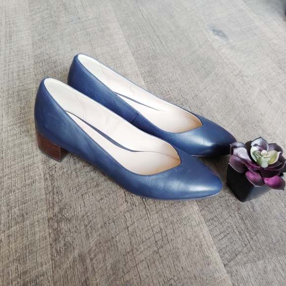 Cole Haan Shoes - Cole Haan Navy Heels Leather Block Vesta
